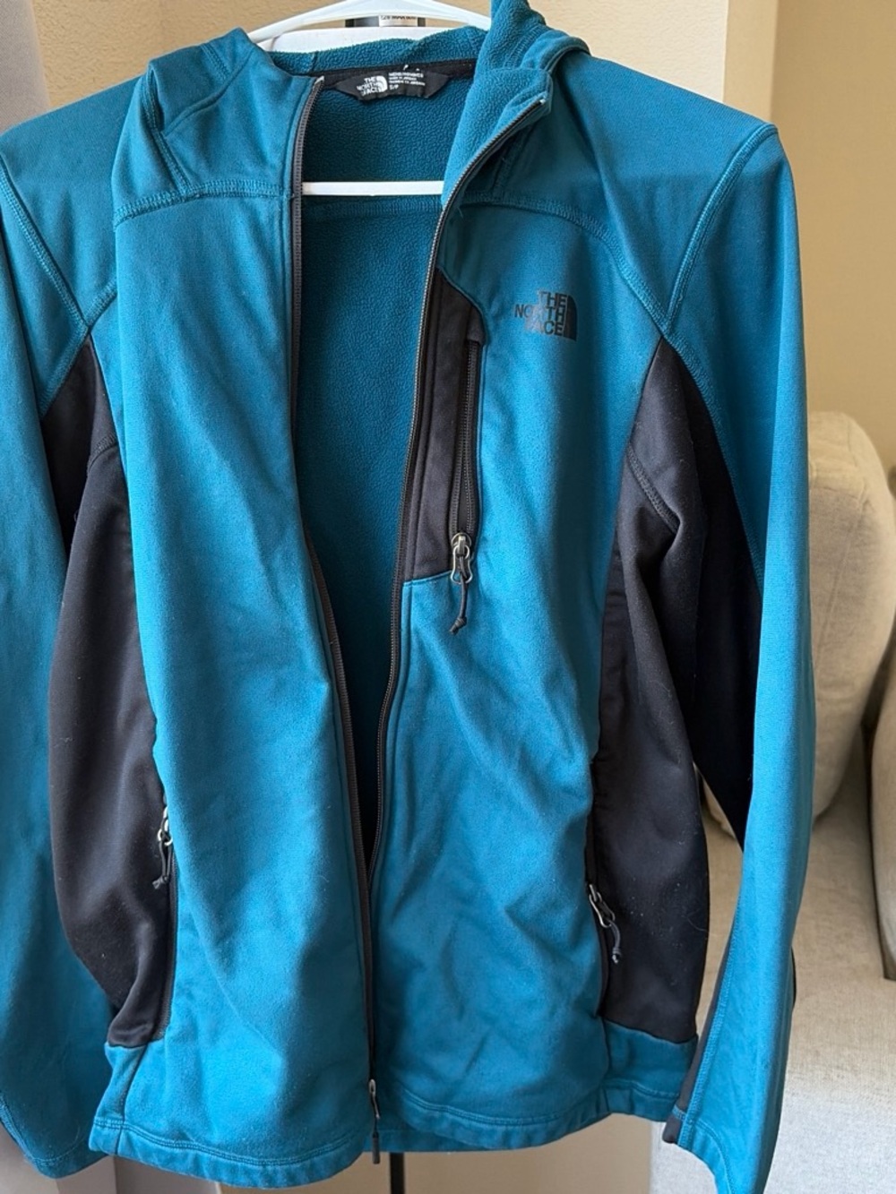 The North Face Teal and Black Hooded Fleece Jacket